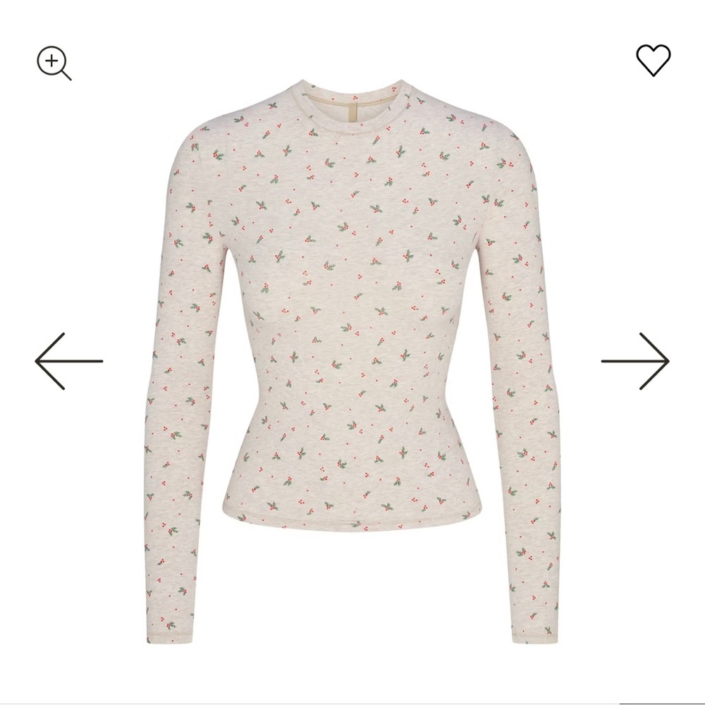 Skims oatmeal holly Print Long Sleeve Tee